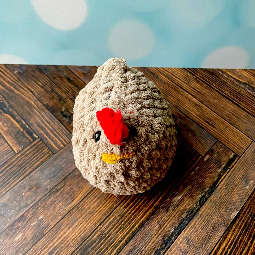 Chubby chicken farmhouse decor pair with Rae Dunn tier tray decor stuffed animal